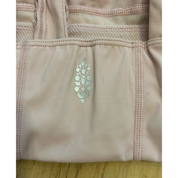 FP Movement It's an Illusion Crop Med Pink Zip Sports Bra Free People $78 - Picture 3 of 8
